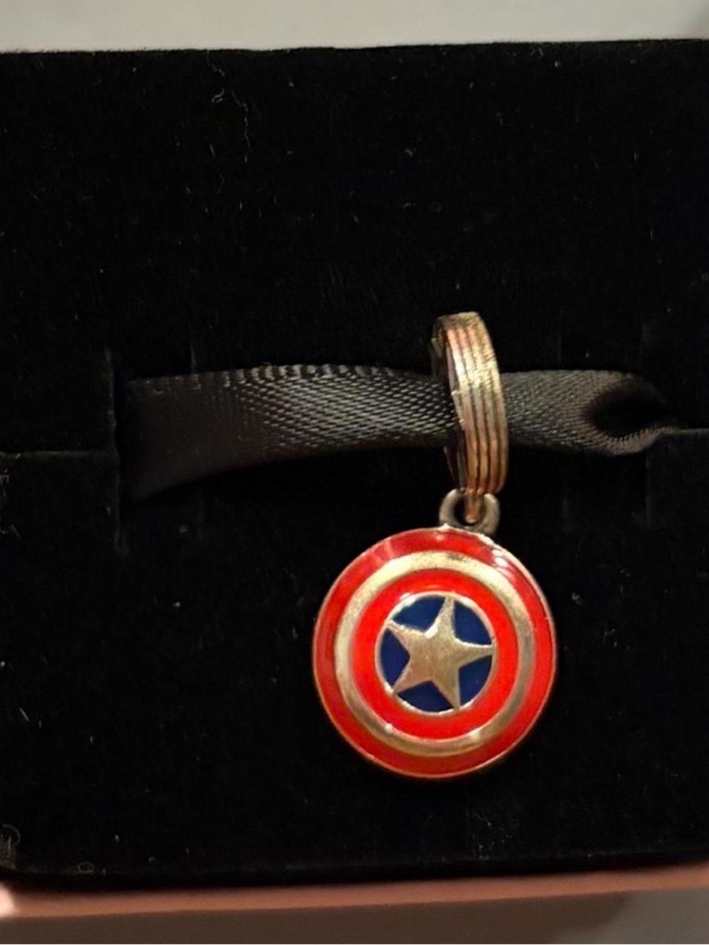 PANDORA captain American charm